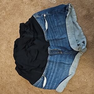Maternity shorts